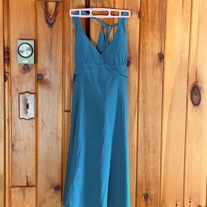 Athleta halter top dress in Teal green Sz M
